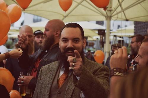 Carl-Johan tycker att just du är en helt fantastisk människa.World Beard Day, 2016